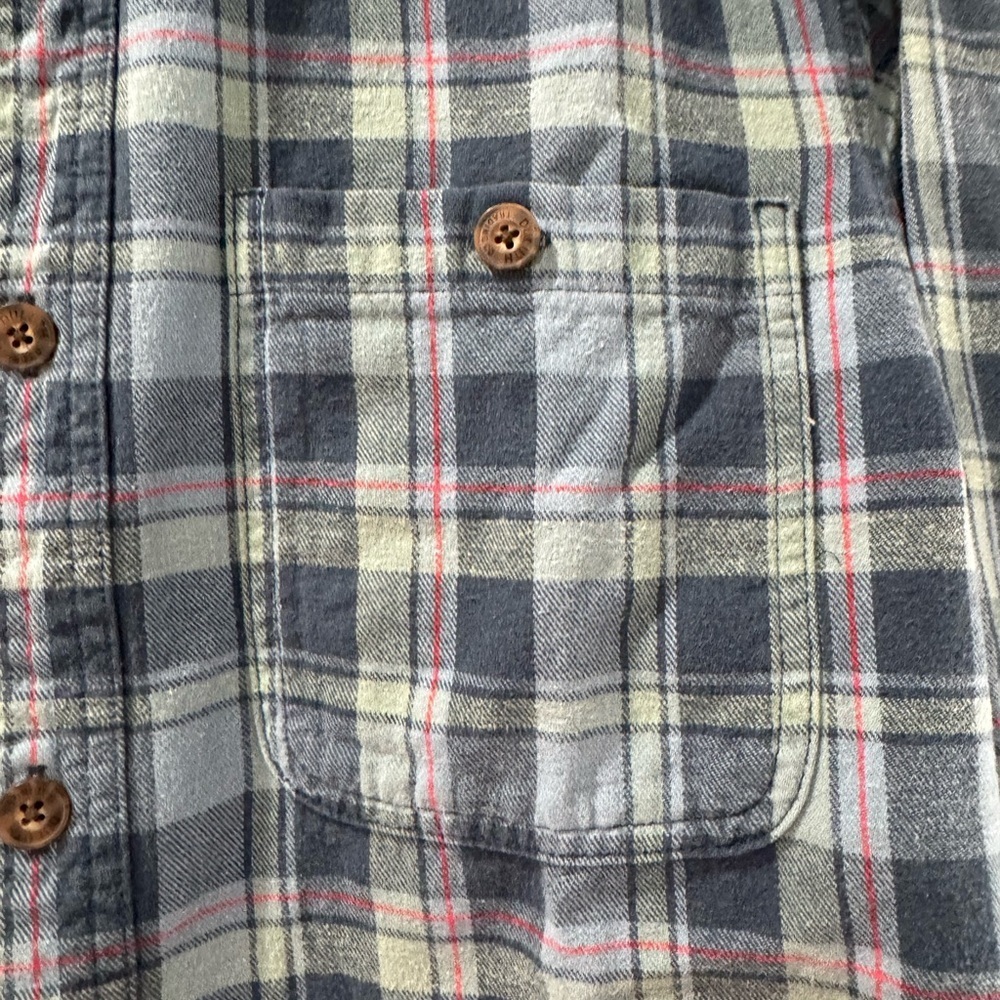 DULUTH Men's Free Swingin' Flannel Slim
Fit Shirt Item 64507 Sz L Blue Plaid - Picture 5 of 13